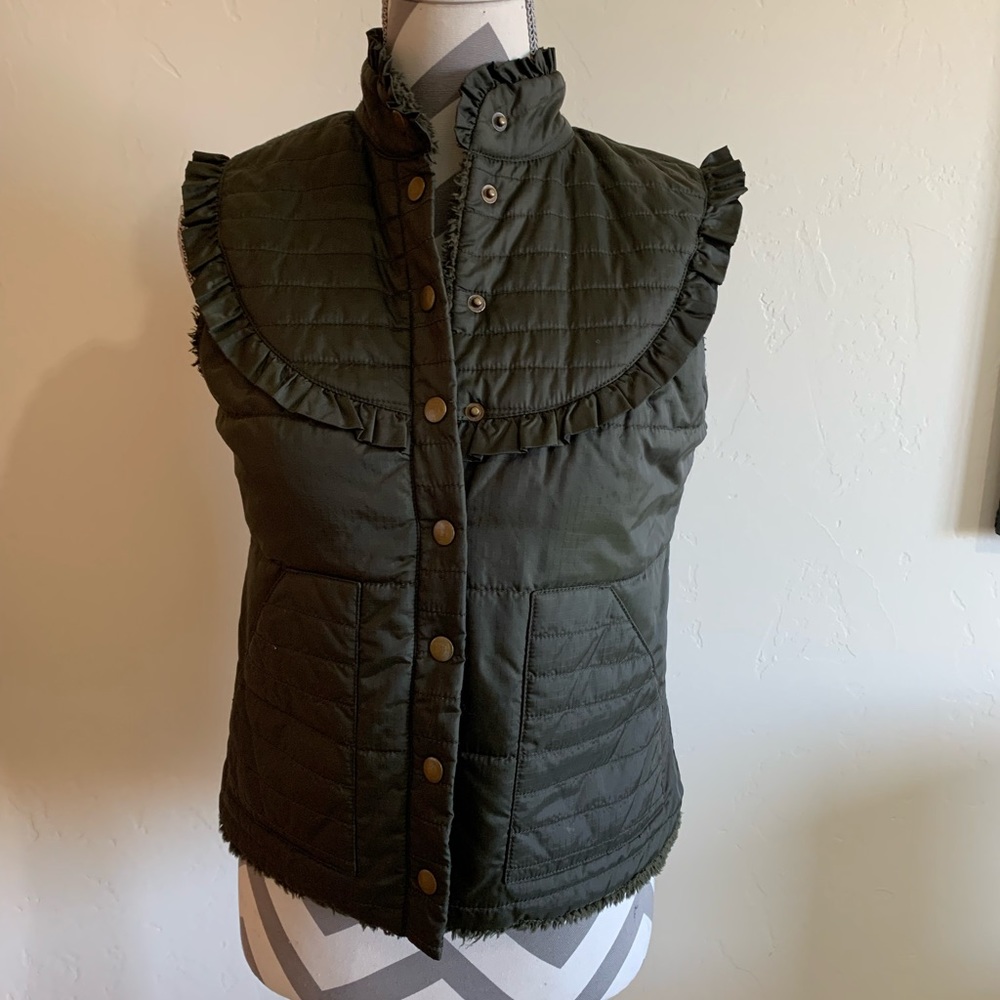 Free People quilted vest with ruffles